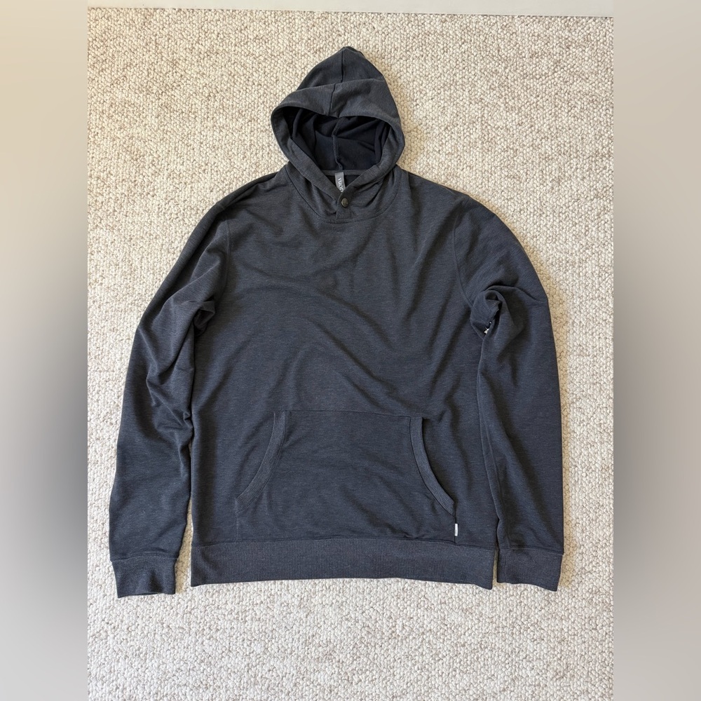 Vuori Men's Austin Hoodie - Charcoal Heather - Medium